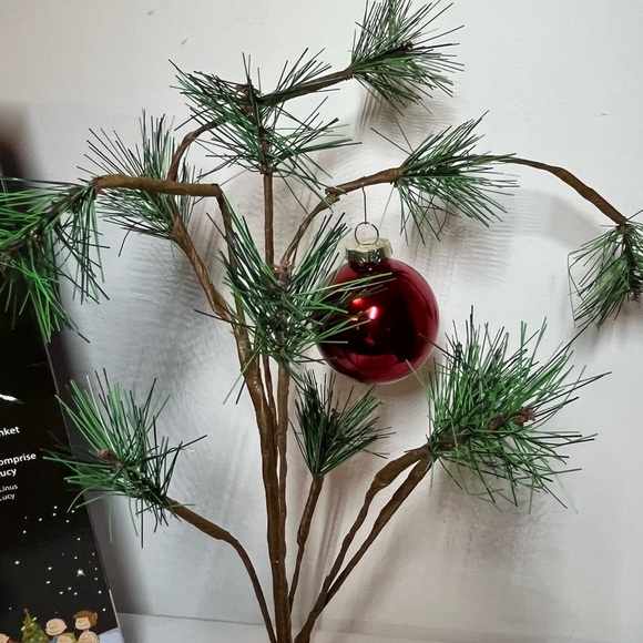 Green Charlie Brown PEANUTS Holiday Decor Tree with Red Ornament - Picture 7 of 7